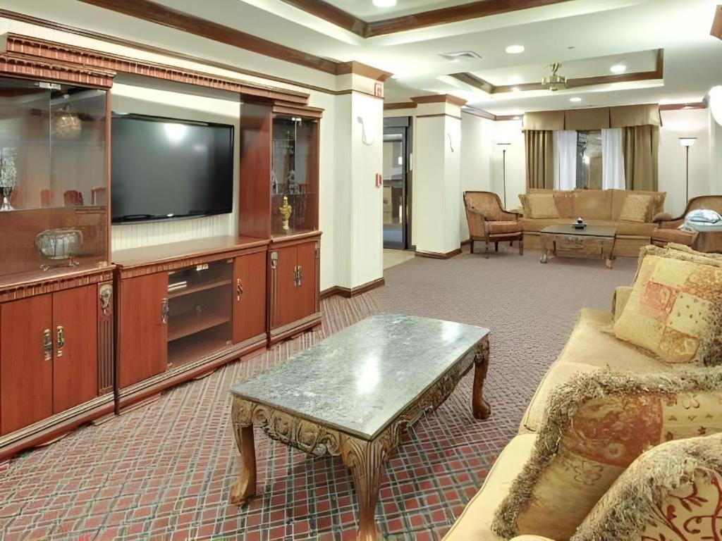 Holiday Inn Express Hotel & Suites Cleveland - Ms By Ihg Εξωτερικό φωτογραφία